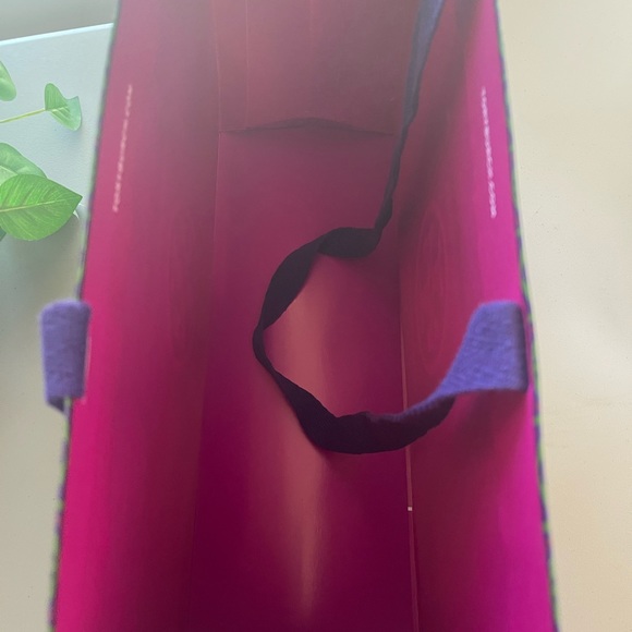 Tory Burch Empty Gift Bag 16X12X6 - Picture 6 of 10